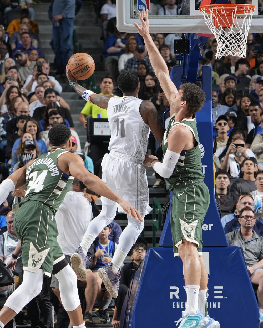 也让每一位 也让每一位