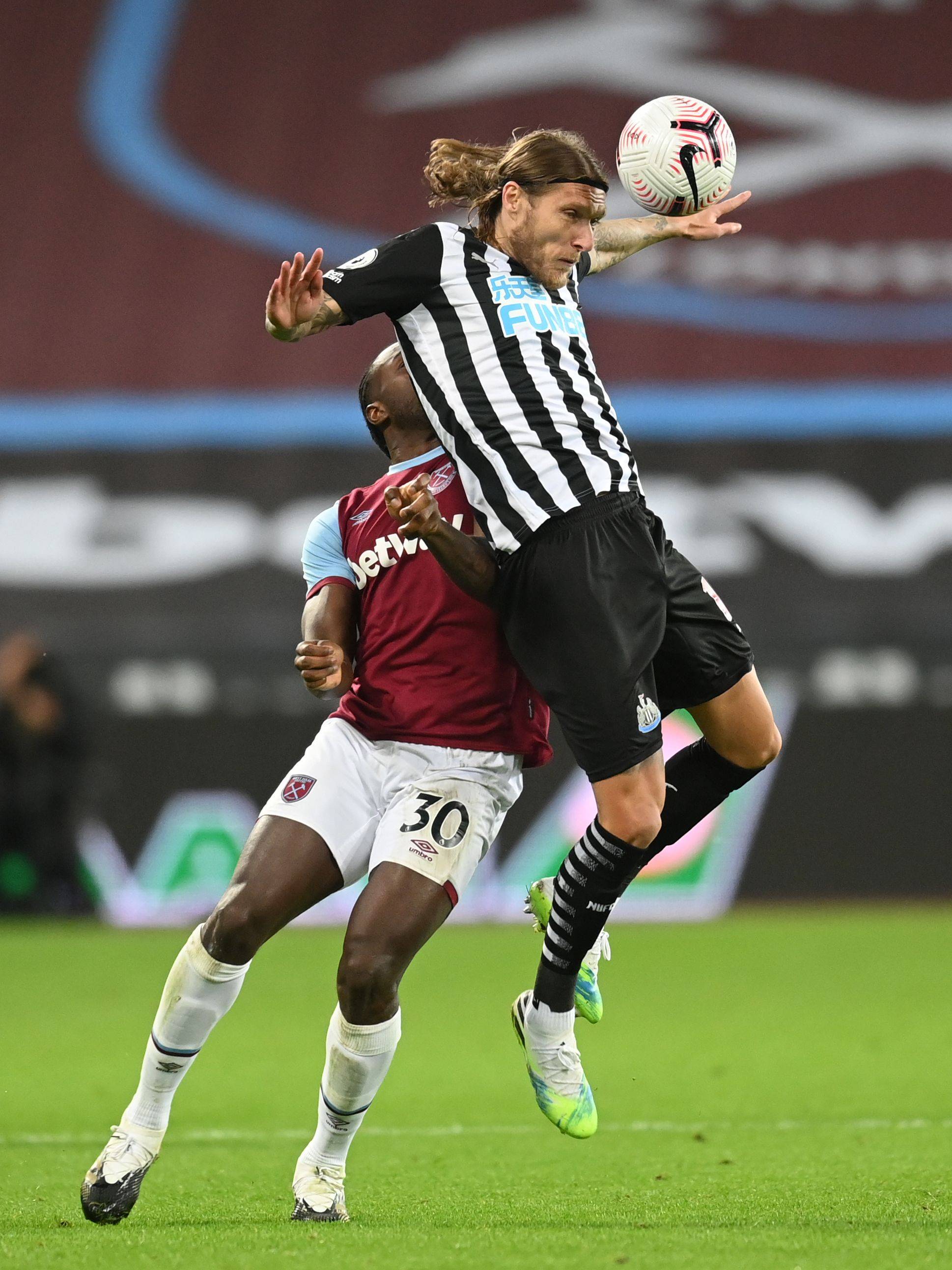 高管认为其 高管认为其